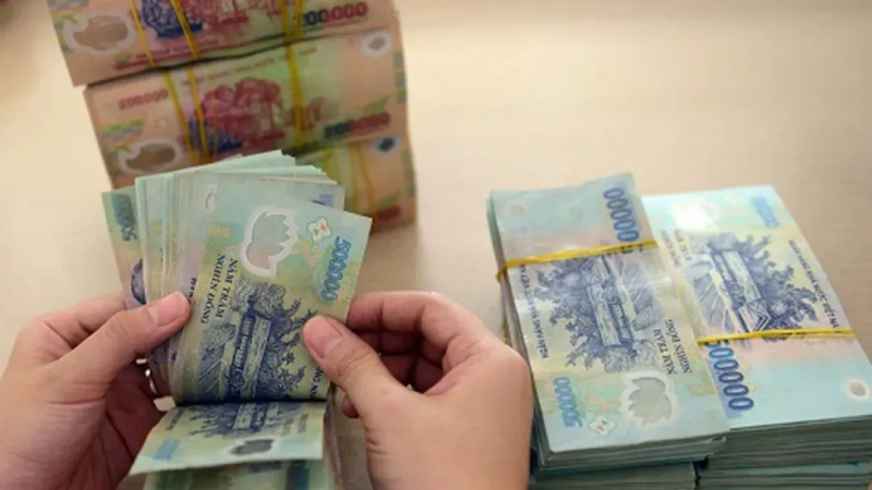 Thưởng Tết Nguy&ecirc;n đ&aacute;n 2026 tăng mạnh 