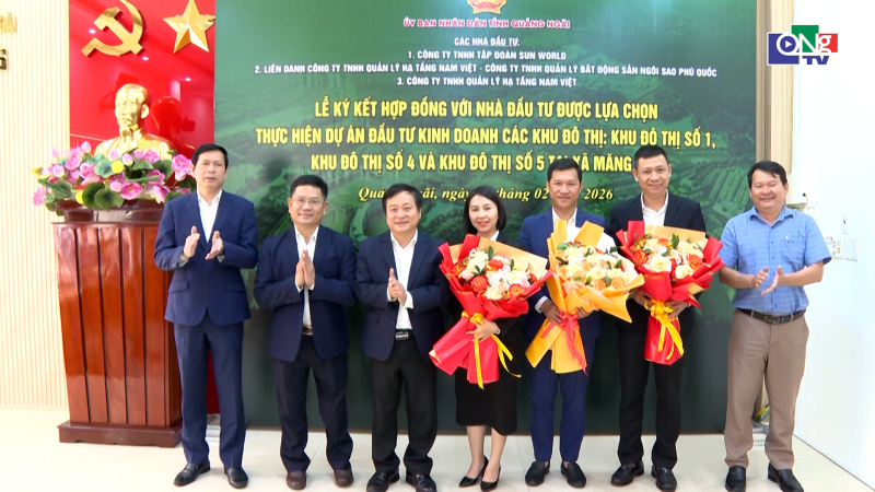 Sở X&acirc;y dựng k&yacute; kết hợp đồng với nh&agrave; đầu tư