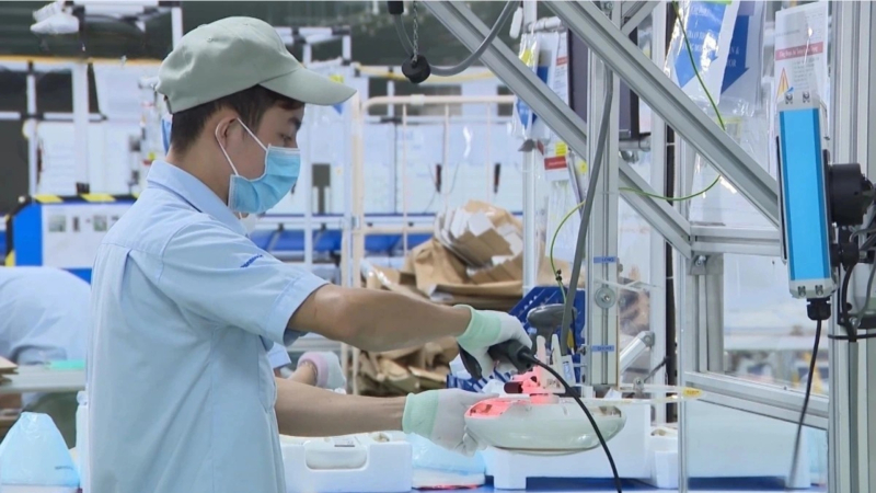 Doanh nghiệp gia nhập thị trường tăng mạnh nhưng &aacute;p lực vẫn hiện hữu