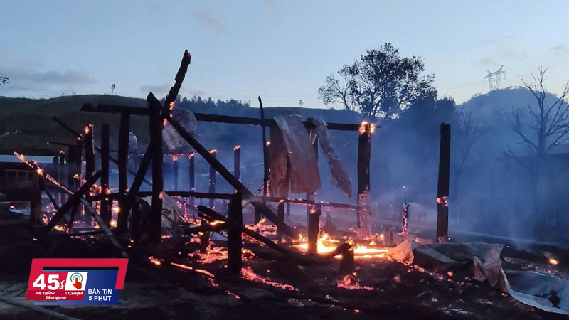 45 gi&acirc;y 1 chạm ng&agrave;y 09/02
