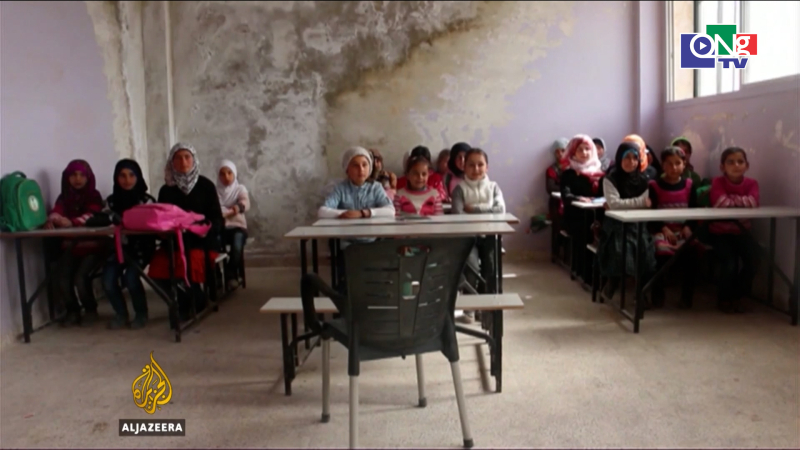 Syria mở lại h&agrave;ng trăm trường học sau nhiều năm gi&aacute;n đoạn