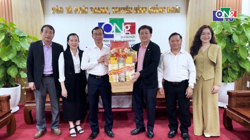 Ch&uacute;c Tết B&aacute;o v&agrave; Ph&aacute;t thanh, Truyền h&igrave;nh Quảng Ng&atilde;i