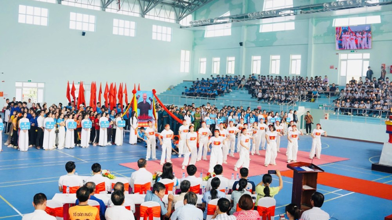 Quảng Ng&atilde;i ph&aacute;t động Th&aacute;ng thể thao, Ng&agrave;y chạy Olympic 