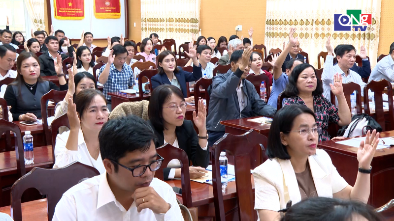 Chốt danh s&aacute;ch 14 người ứng cử đại biểu Quốc hội kho&aacute; XVI