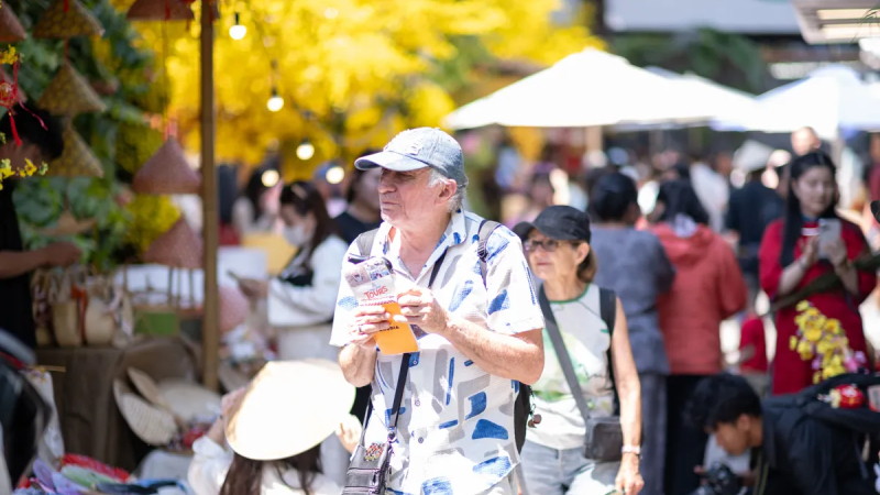 Du lịch Việt Nam lập kỷ lục gần 2,5 triệu kh&aacute;ch quốc tế trong th&aacute;ng đầu năm 2026 