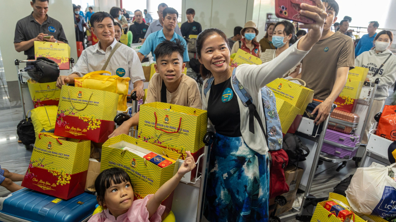 Những chuyến bay 0 đồng đưa người lao động trở về sau bao m&ugrave;a Tết lỡ hẹn