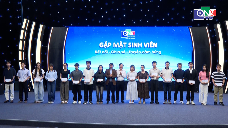 Truyền cảm hứng cho thế hệ trẻ