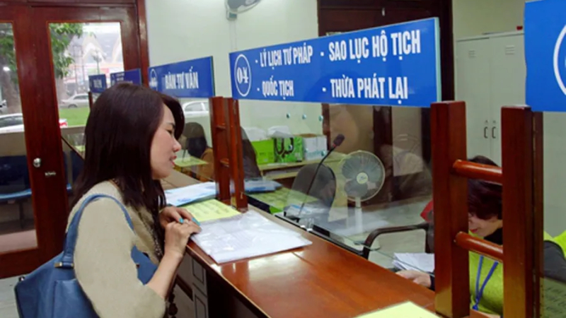 Từ 1/7, kh&ocirc;ng được y&ecirc;u cầu c&aacute; nh&acirc;n cung cấp th&ocirc;ng tin l&yacute; lịch tư ph&aacute;p trừ trường hợp luật định