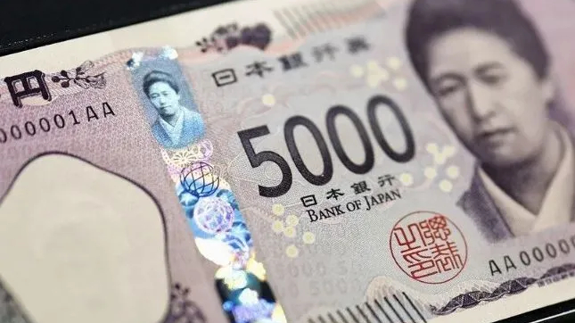 Đồng yen tăng mạnh nhất 15 th&aacute;ng 