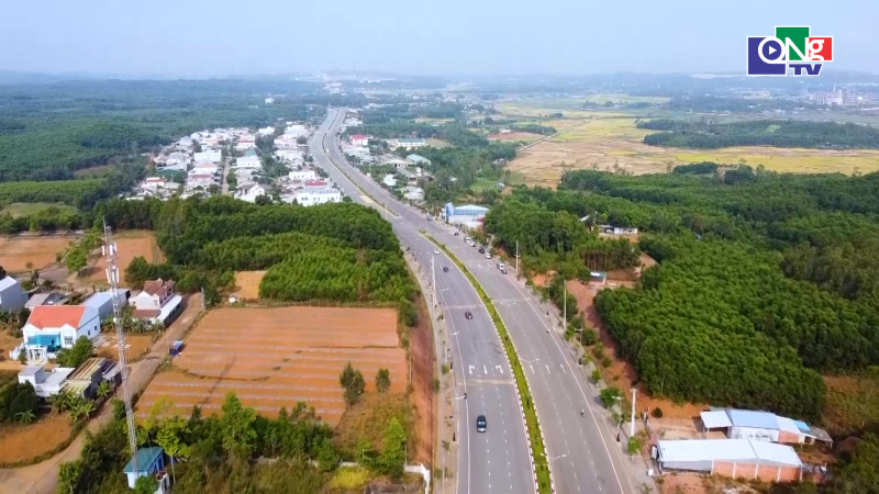 Hạ tầng giao th&ocirc;ng th&uacute;c đẩy ph&aacute;t triển bền vững