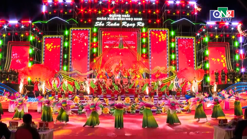Quảng Ng&atilde;i rực rỡ đ&oacute;n năm mới