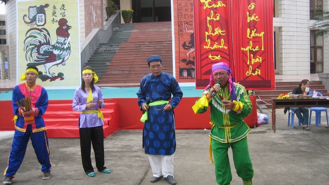 B&agrave;i ch&ograve;i ng&agrave;y Tết