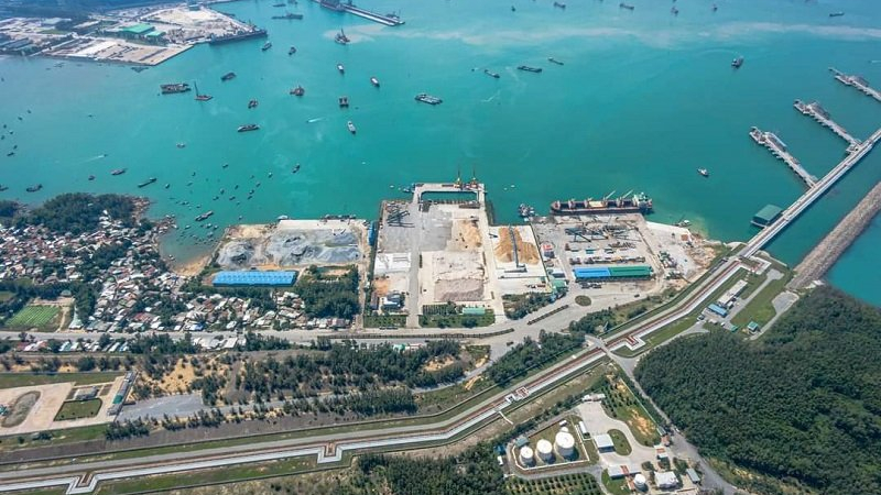 Quảng Ng&atilde;i mở rộng kh&ocirc;ng gian ph&aacute;t triển tr&ecirc;n h&agrave;nh lang kinh tế Đ&ocirc;ng &ndash; T&acirc;y 