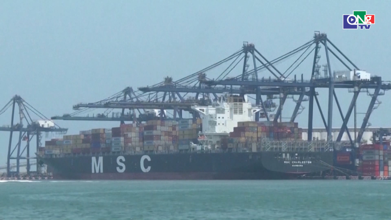 Thương mại to&agrave;n cầu đối mặt bất ổn