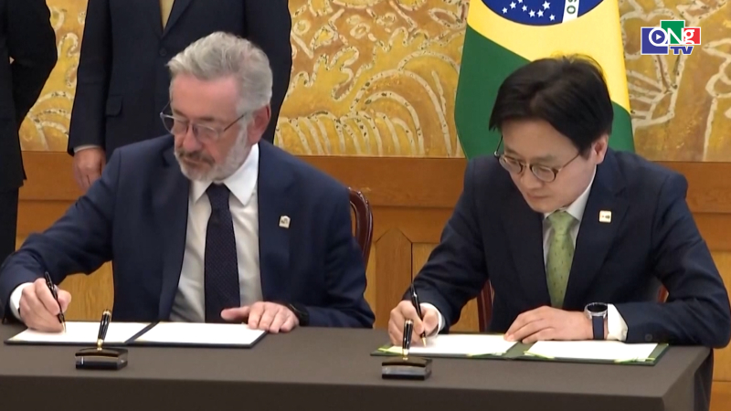 Thế giới trưa 24/02