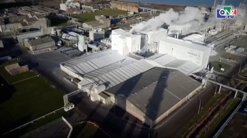 Anh kh&ocirc;ng loại trừ khả năng &aacute;p thuế trả đũa đối với Mỹ