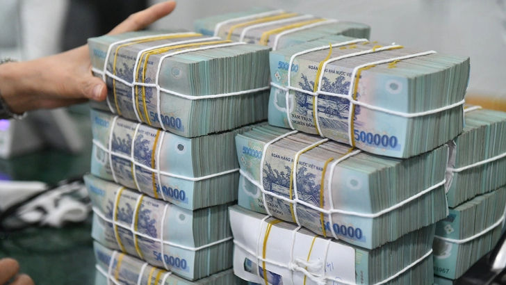 &Aacute;p lực huy động vốn gia tăng, ng&acirc;n h&agrave;ng lo d&ograve;ng tiền dịch chuyển