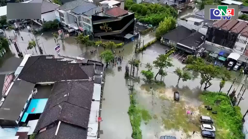 Indonesia ban bố cảnh b&aacute;o đỏ về mưa lũ tại Bali