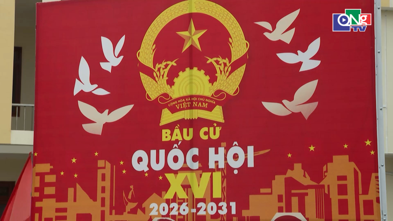 45 gi&acirc;y 1 chạm ng&agrave;y 28/02