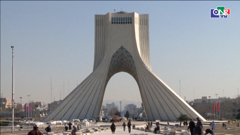 Th&ecirc;m nhiều nước k&ecirc;u gọi c&ocirc;ng d&acirc;n rời khỏi Iran v&agrave; Israel