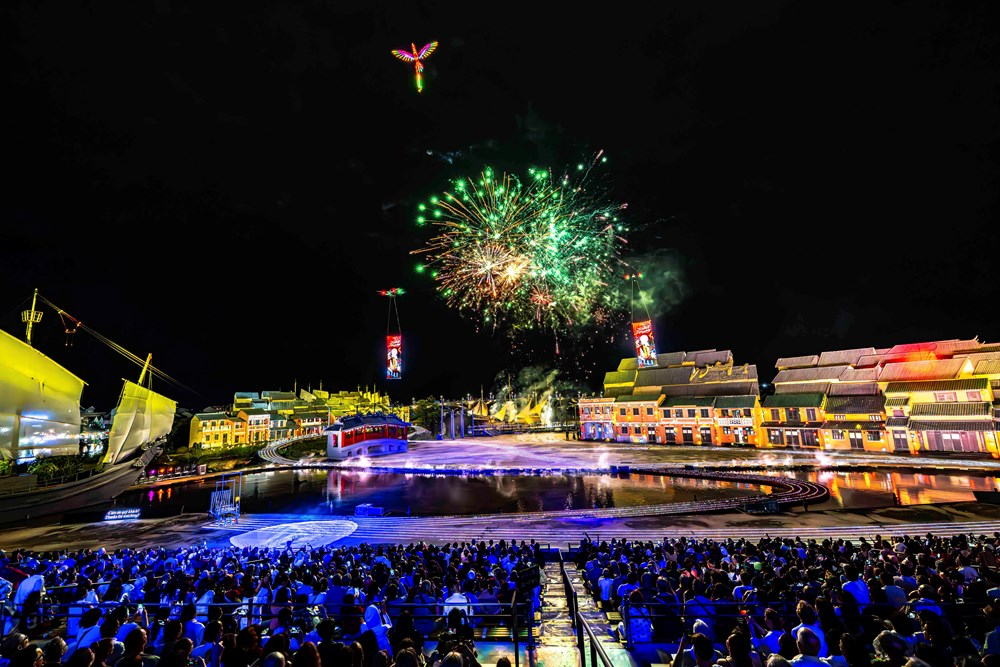 Mãn nhãn drone đèn lồng Rồng – Phượng, bầu trời Hội An bừng sáng đêm khai mạc Lễ hội Ánh sáng & Di sản 2026.