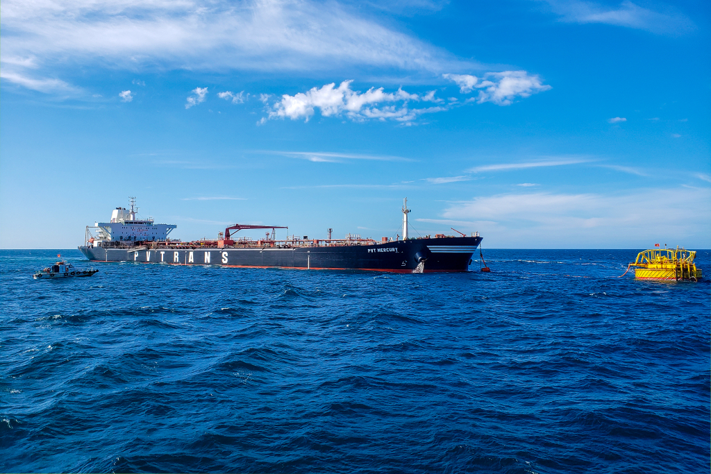 Công tác nhập dầu thô của NMLD Dung Quất vẫn diễn ra theo đúng kế hoạch.