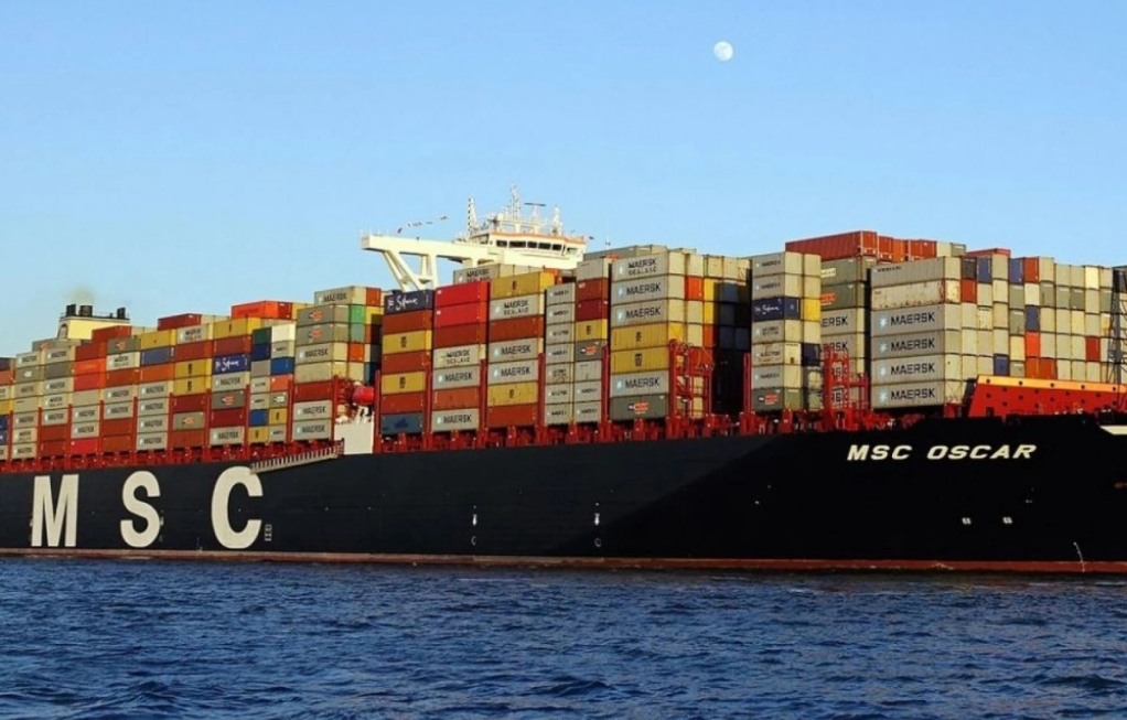 Doanh nghiệp Việt Nam thường dùng dịch vụ vận chuyển hàng xuất khẩu của hàng MSC vì có mạng lưới rộng và nhiều tàu lớn nhỏ khau nhau. Ảnh Minh họa