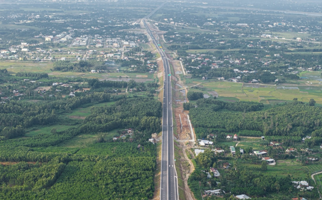 Một đoạn cao tốc Quảng Ngãi - Hoài Nhơn. Ảnh: Tập đoàn Đèo Cả