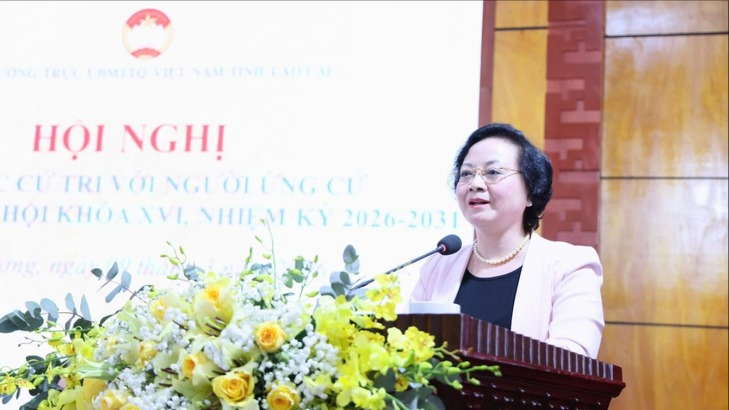 Bí thư Trung ương Đảng, Phó Thủ tướng Chính phủ Phạm Thị Thanh Trà phát biểu tại Hội nghị tiếp xúc giữa cử tri với người ứng cử đại biểu Quốc hội khóa XVI tại tỉnh Lào Cai. Ảnh: VGP