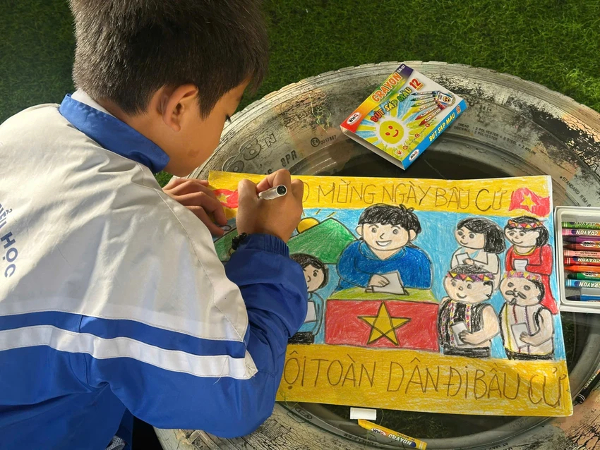 Bức tranh của một học sinh Trường tiểu học Kim Đồng.