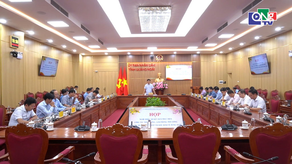 Quang cảnh cuộc họp.