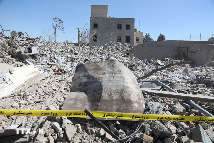 Cảnh đổ nát sau cuộc không kích tại Tehran, Iran. Nguồn: THX/TTXVN