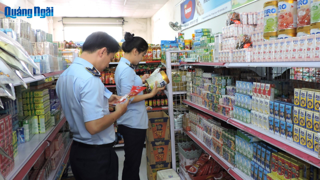 Lực lượng Quản lý thị trường thường xuyên kiểm tra hoạt động kinh doanh, buôn bán nhằm kịp thời phát hiện, ngăn chặn các vi phạm, góp phần bảo vệ quyền lợi người tiêu dùng.