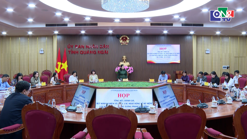 Quang cảnh cuộc họp.