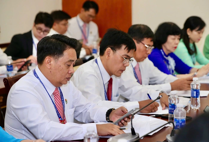 Mức tăng lương cơ sở đối với cán bộ, công chức, viên chức được đề xuất là 8%.