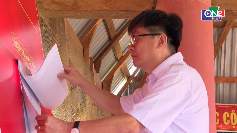 Gi&aacute;m s&aacute;t c&ocirc;ng t&aacute;c chuẩn bị bầu cử tại x&atilde; Đăk Tờ Kan