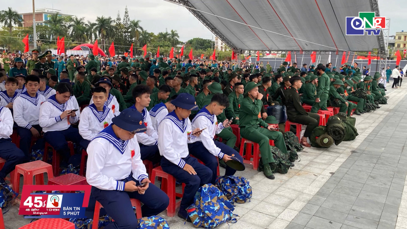 45 gi&acirc;y 1 chạm ng&agrave;y 03/3