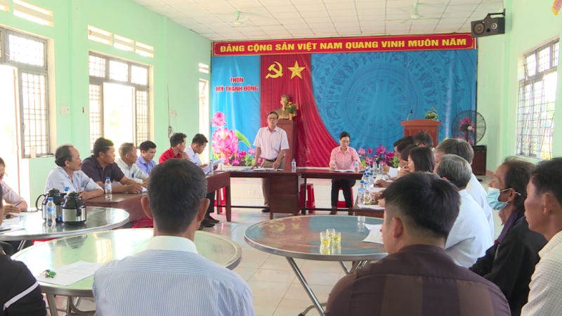 Quảng Ng&atilde;i - Ch&uacute; trọng tự ph&ecirc; b&igrave;nh v&agrave; ph&ecirc; b&igrave;nh  trong sinh hoạt chi bộ