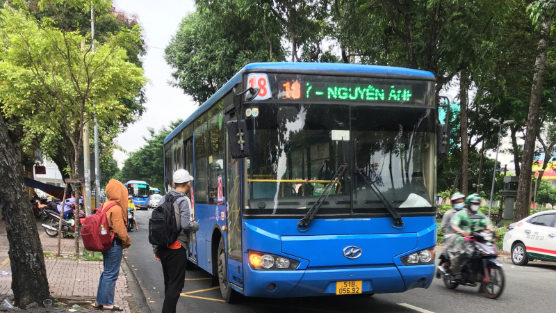 TP. Hồ Ch&iacute; Minh miễn ph&iacute; v&eacute; đi metro, xe bu&yacute;t ng&agrave;y bầu cử 15/3