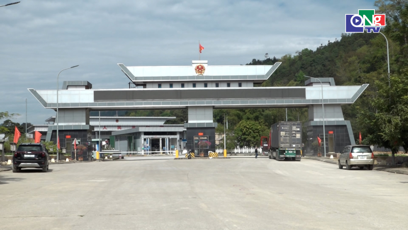 Cao Bằng giảm 20% ph&iacute; hạ tầng cửa khẩu