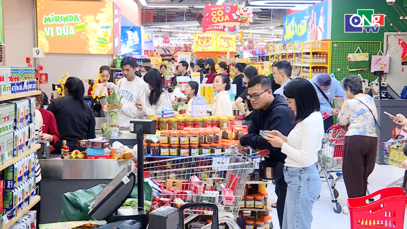 Chỉ số gi&aacute; ti&ecirc;u d&ugrave;ng th&aacute;ng 2 tăng 1,14%