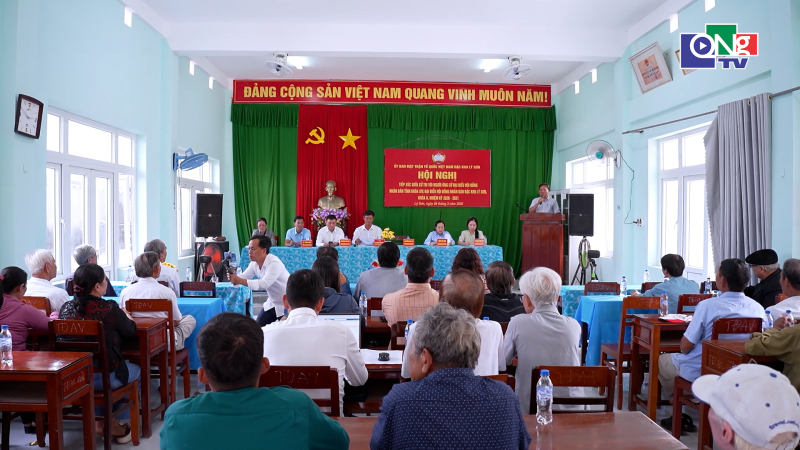 Hội nghị tiếp x&uacute;c giữa cử tri với người ứng cử đại biểu HĐND tỉnh tại đặc khu L&yacute; Sơn