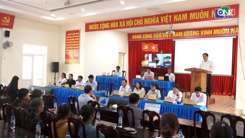 Hội nghị tiếp x&uacute;c giữa cử tri với người ứng cử đại biểu HĐND tỉnh tại x&atilde; Đ&ocirc;ng Sơn