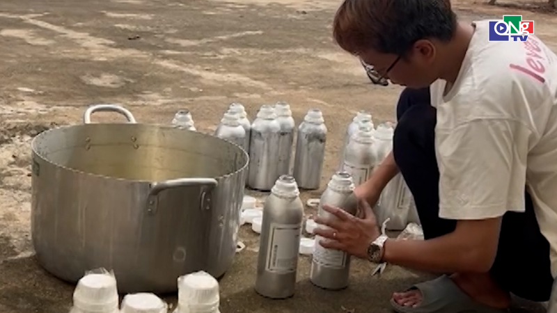 T&igrave;m bị hại trong vụ &aacute;n sản xuất 20.000 chai nước hoa giả