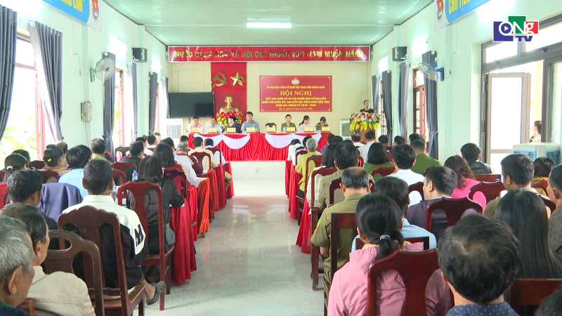 Hội nghị tiếp x&uacute;c giữa cử tri với người ứng cử đại biểu Quốc hội v&agrave; HĐND tỉnh tại x&atilde; Ba V&igrave;