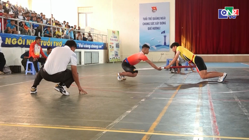 Thi đấu c&aacute;c m&ocirc;n thể thao d&acirc;n tộc Đại hội Thể dục thể thao tỉnh Quảng Ng&atilde;i lần thứ I 