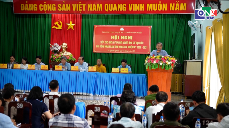 Hội nghị tiếp x&uacute;c giữa cử tri với người ứng cử HĐND tỉnh tại x&atilde; Nguyễn Nghi&ecirc;m 