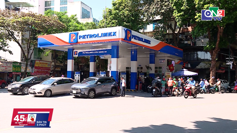 45 gi&acirc;y 1 chạm ng&agrave;y 11/3