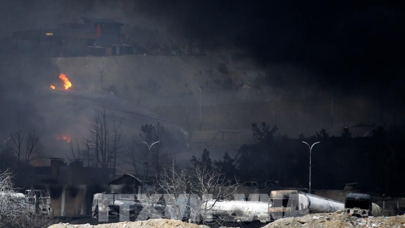 Gi&aacute; dầu tăng vọt l&ecirc;n mức cao nhất trong gần 4 năm 