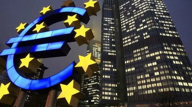 ECB c&oacute; thể giữ nguy&ecirc;n l&atilde;i suất đến năm 2028 
